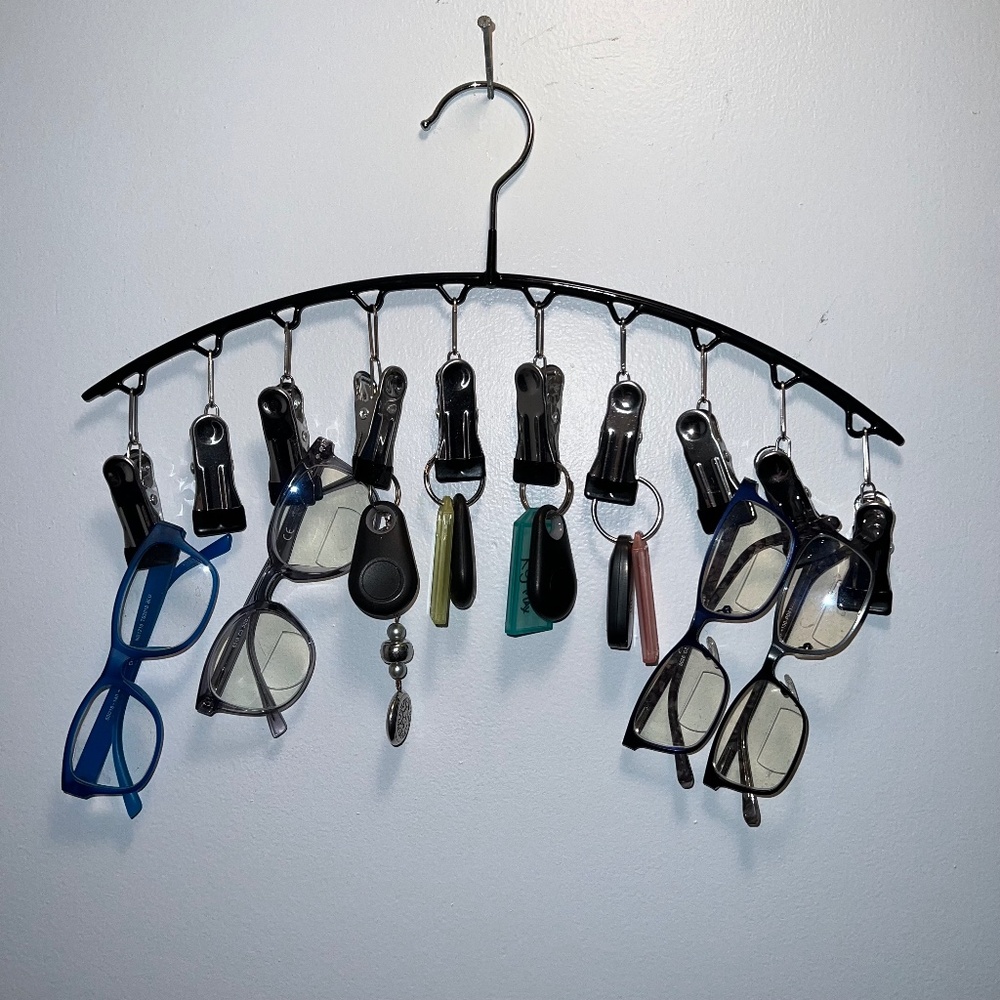 Multiple Hanger - Picture 1 of 2